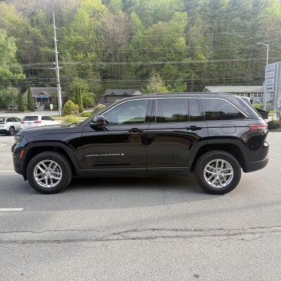 2024 Jeep Grand Cherokee Laredo X