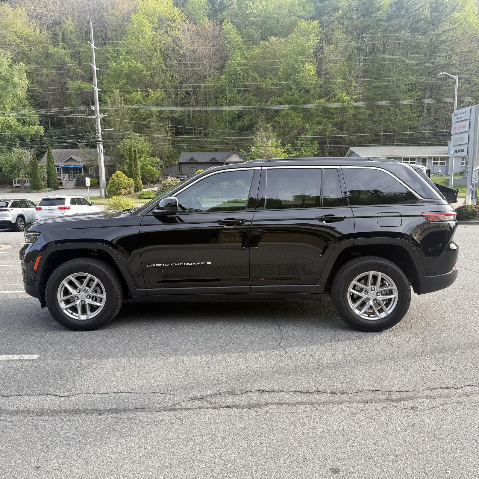 2024 Jeep Grand Cherokee Laredo X