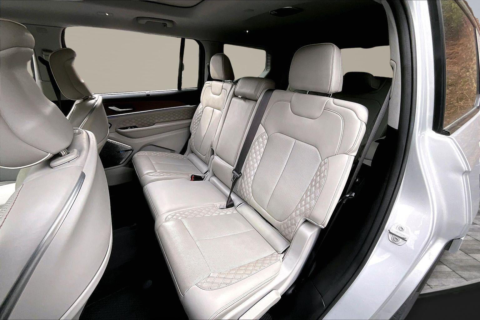 2022 Jeep Grand Cherokee L Summit