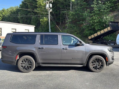 2025 Jeep Wagoneer L Series II Carbide