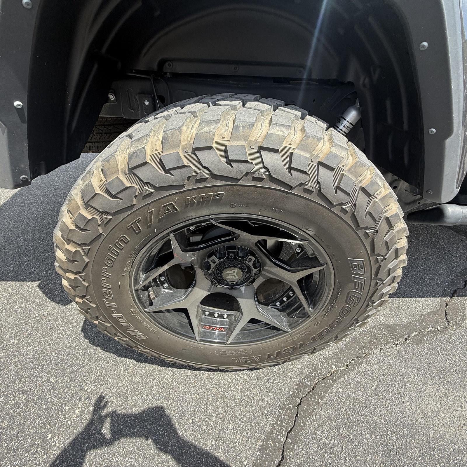 2022 Jeep Gladiator Sport S