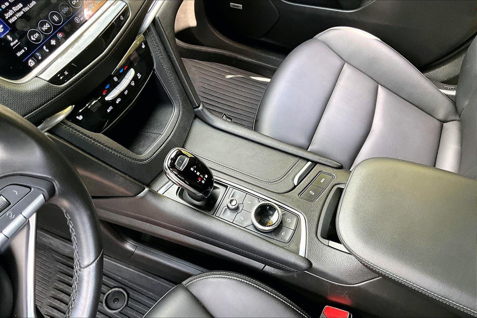 2023 Cadillac XT6 FWD Luxury
