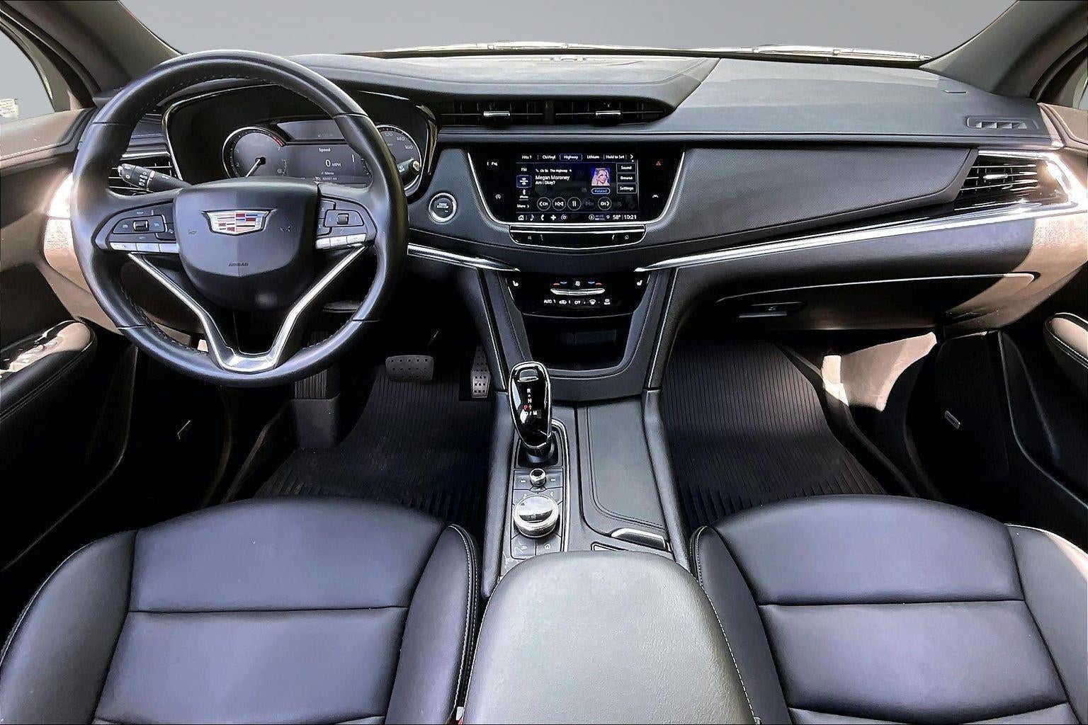 2023 Cadillac XT6 FWD Luxury