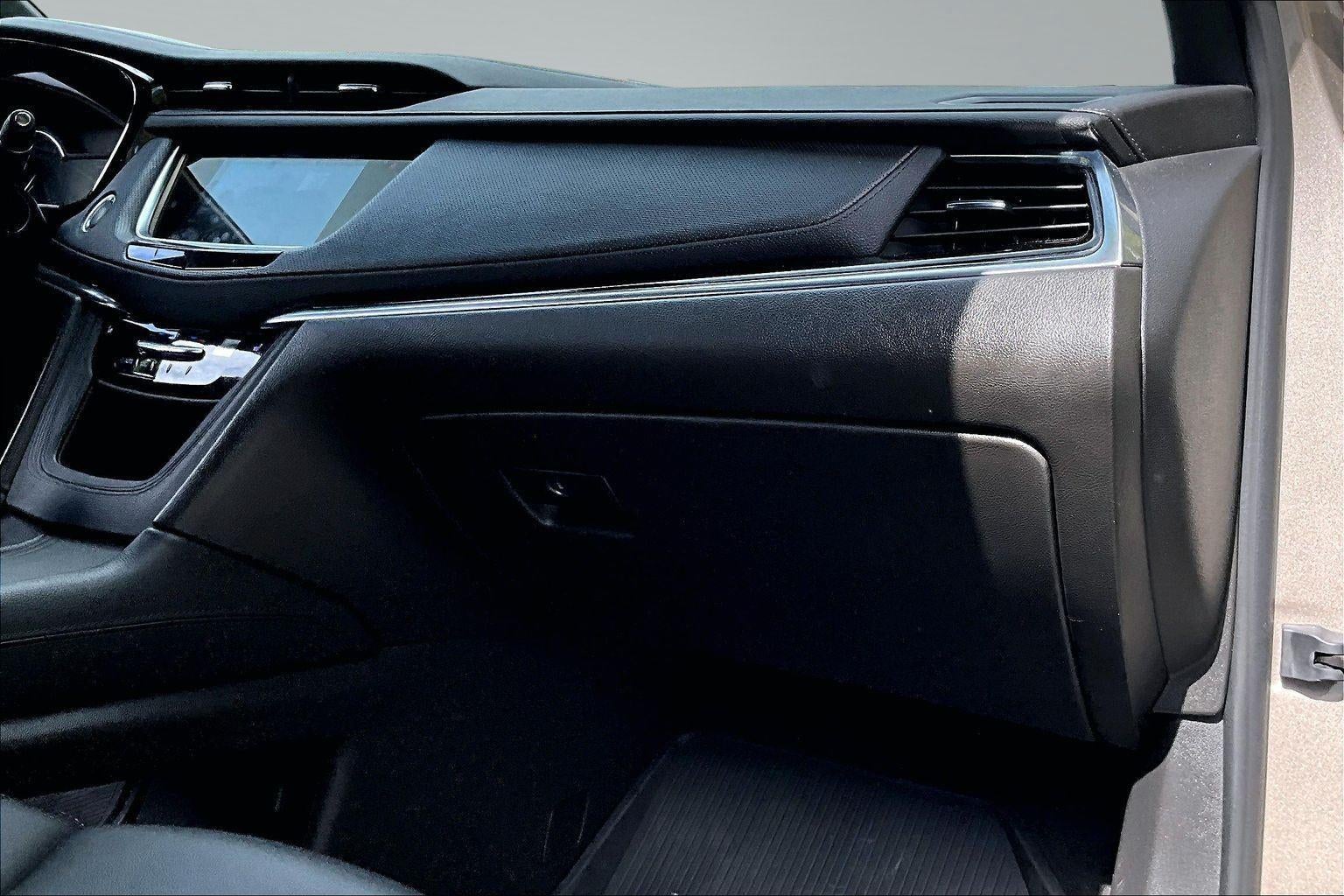 2023 Cadillac XT6 FWD Luxury
