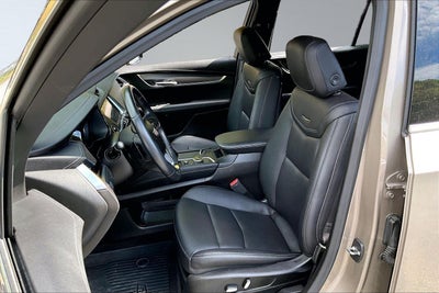 2023 Cadillac XT6 FWD Luxury