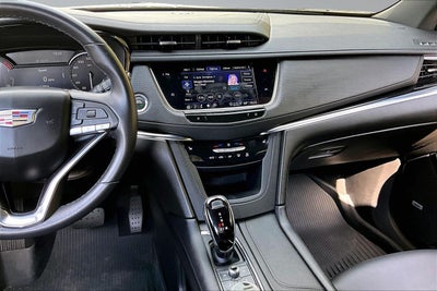 2023 Cadillac XT6 FWD Luxury