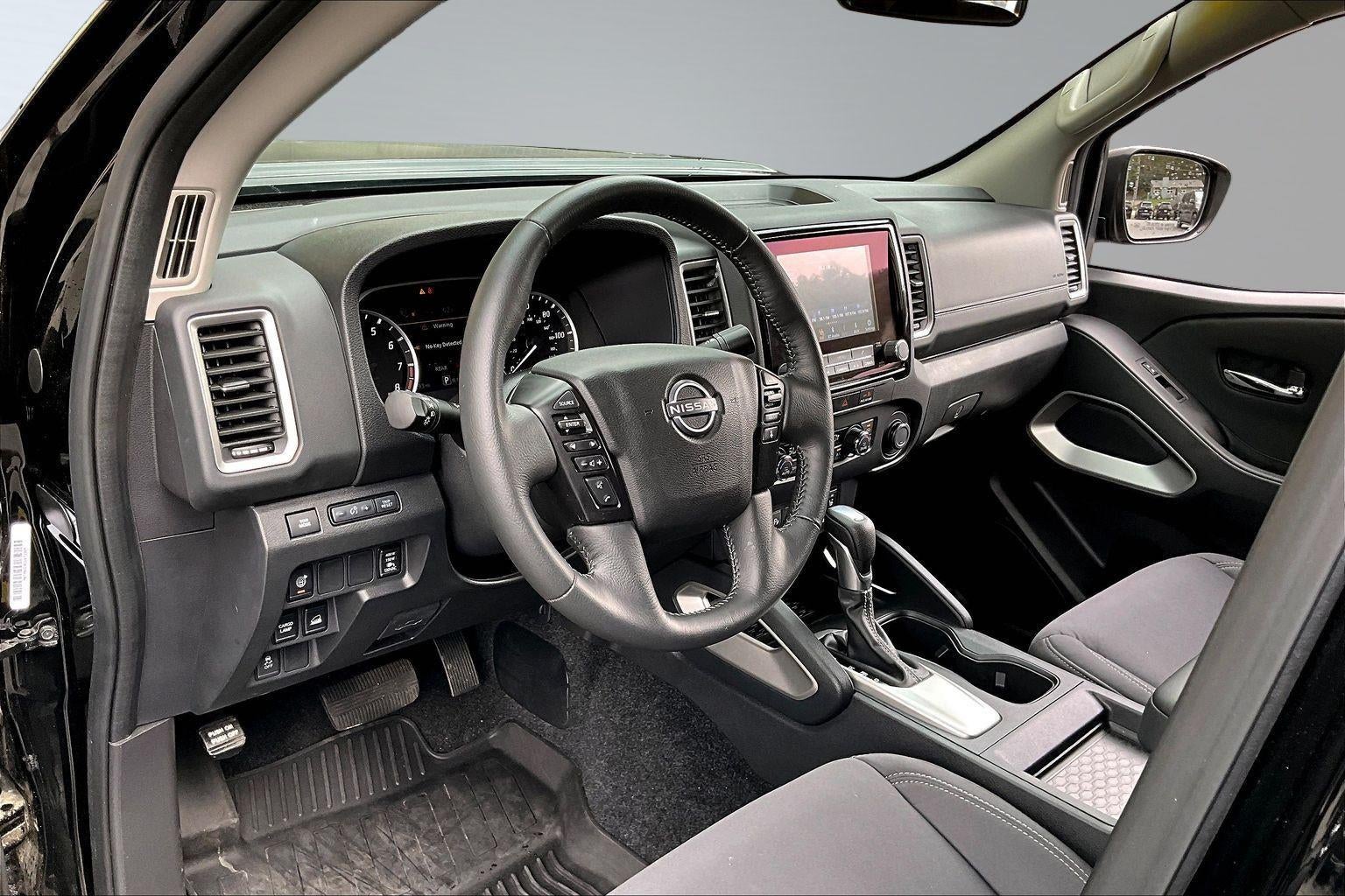 2024 Nissan Frontier SV