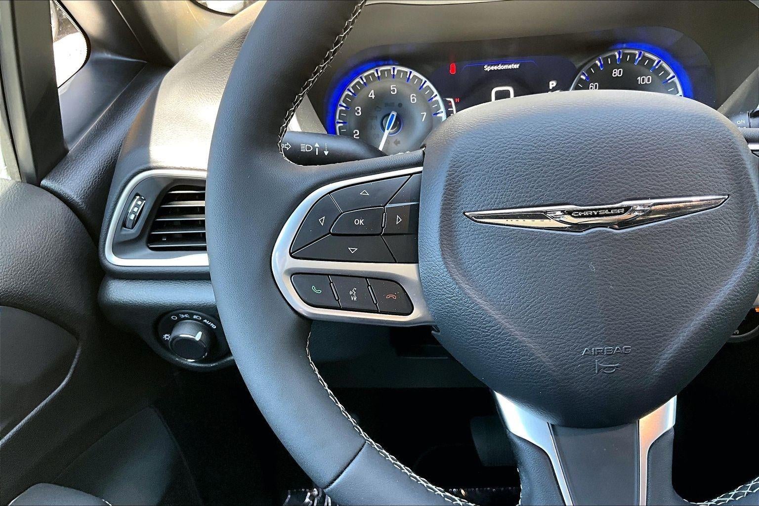 2026 Chrysler Voyager LX