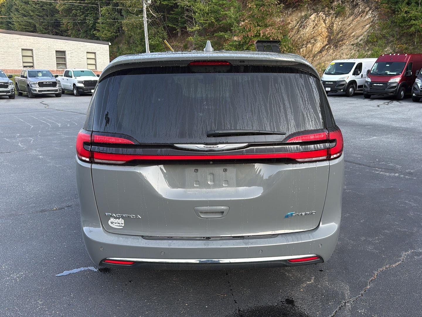 2022 Chrysler Pacifica Hybrid Touring L
