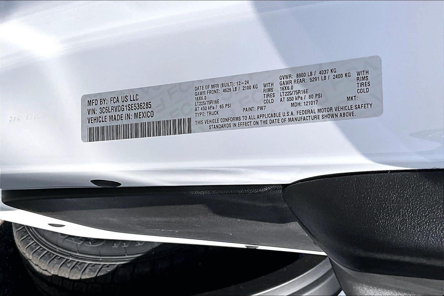 2025 RAM ProMaster Cargo Van Tradesman