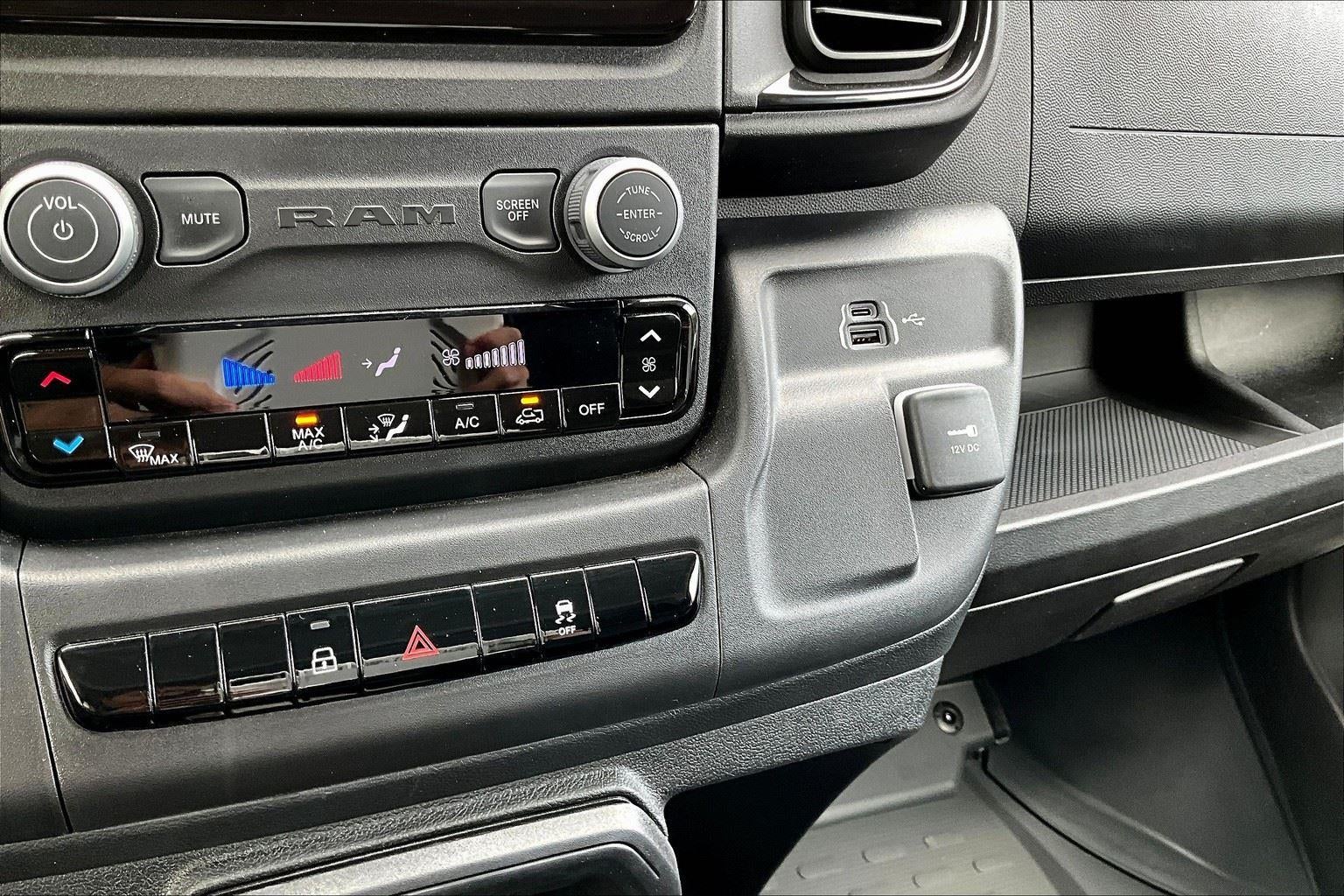 2025 RAM ProMaster Cargo Van Tradesman