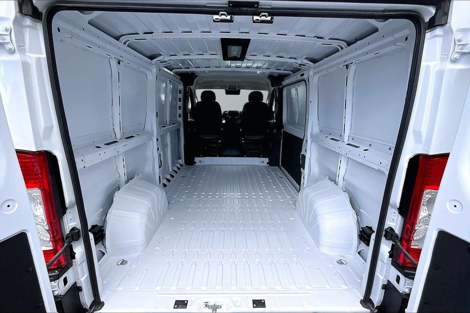 2025 RAM ProMaster Cargo Van Tradesman