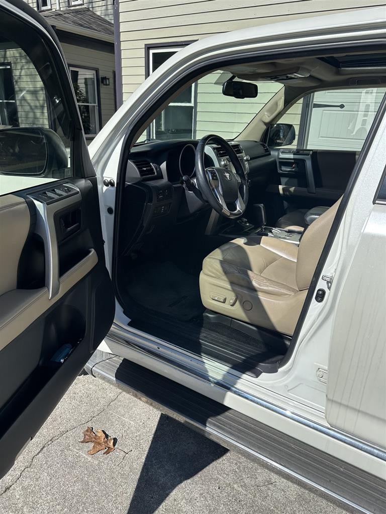 2012 TOYOTA TRUCK 4RUNNER SR5