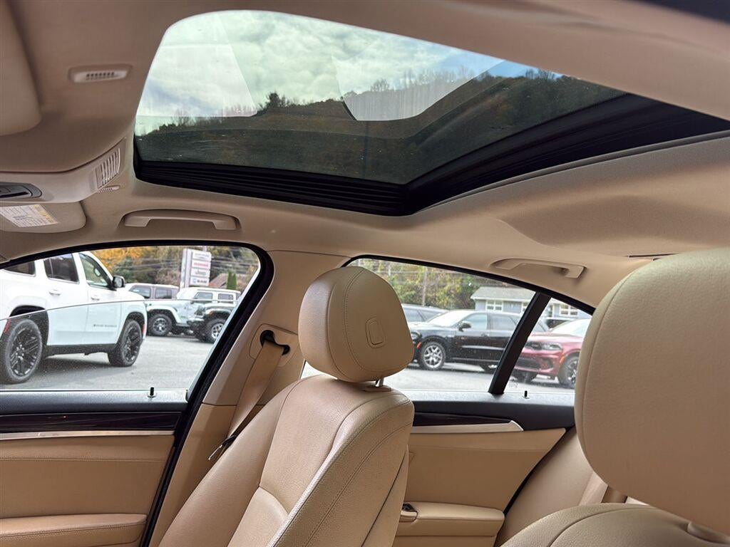 2015 BMW 5 Series 528i xDrive