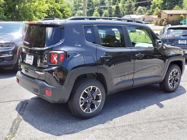 2023 Jeep Renegade Trailhawk