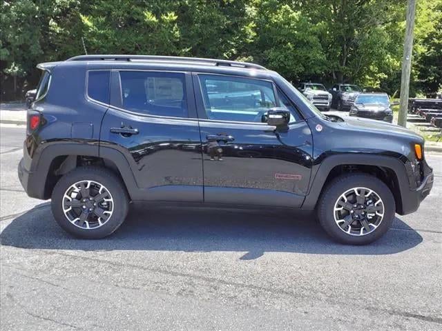 2023 Jeep Renegade Trailhawk