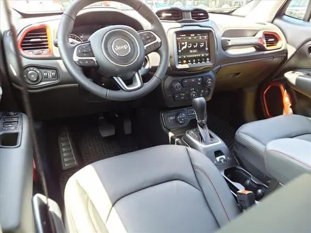 2023 Jeep Renegade Trailhawk