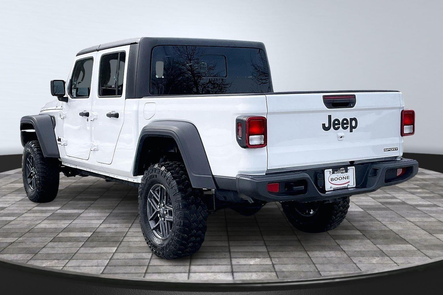 2020 Jeep Gladiator Sport S photo 2