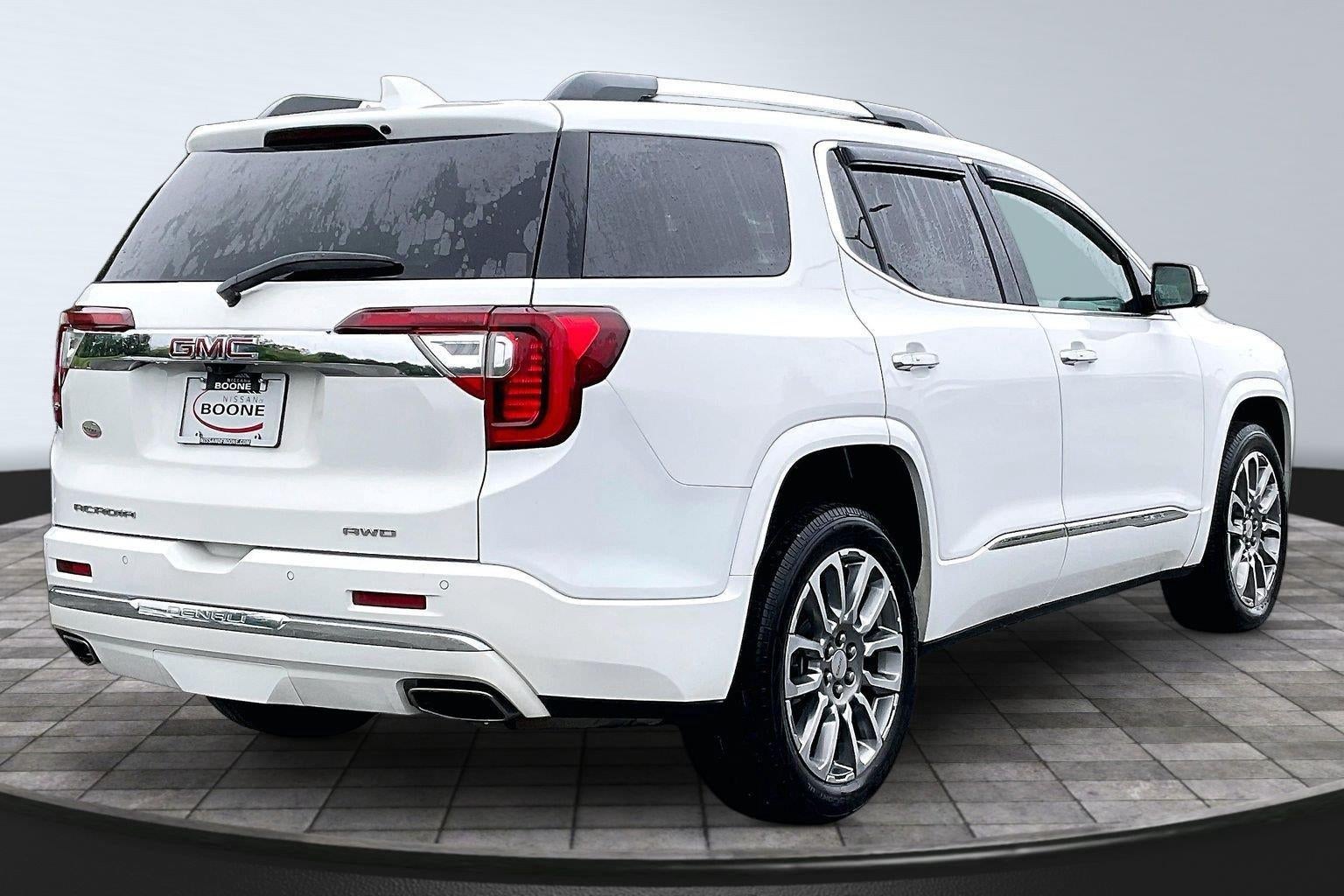 2023 GMC Acadia Denali