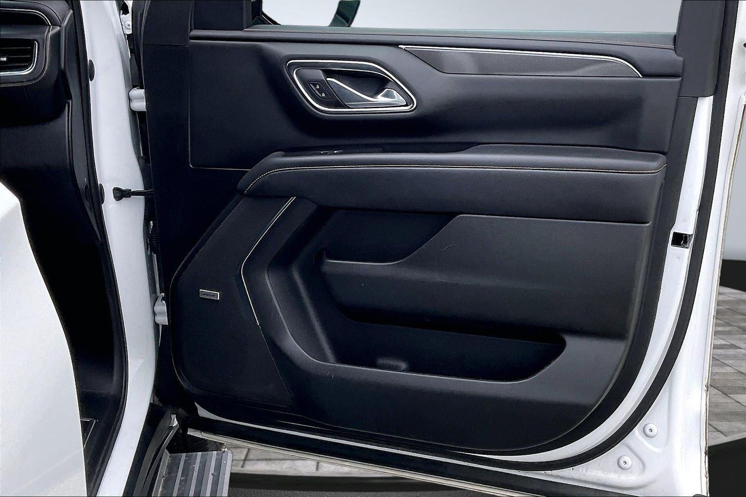 2023 GMC Yukon XL AT4