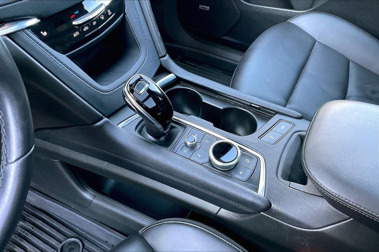 2023 Cadillac XT6 FWD Luxury