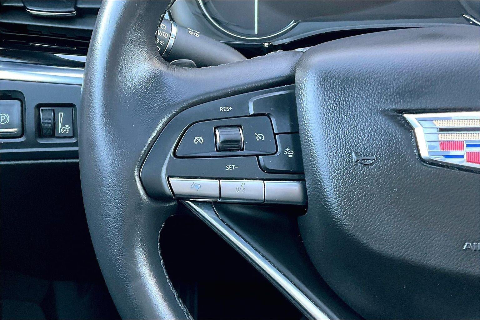 2023 Cadillac XT6 FWD Luxury