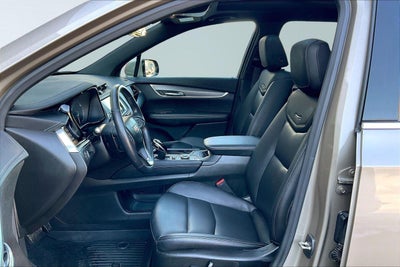 2023 Cadillac XT6 FWD Luxury