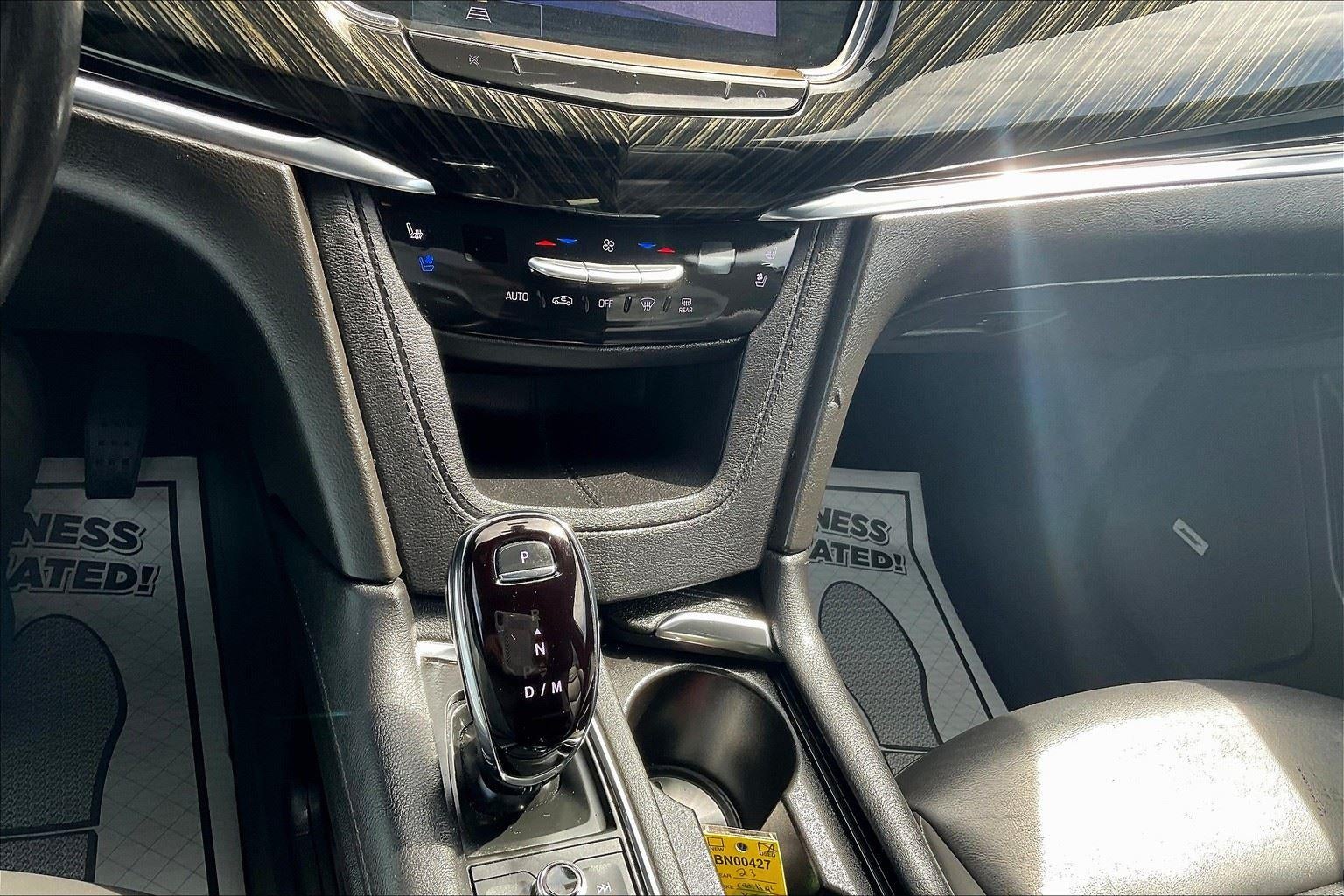 2023 Cadillac XT6 AWD Premium Luxury