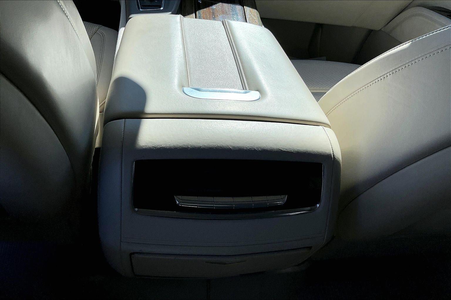 2022 Cadillac Escalade Premium Luxury Platinum