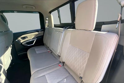 2017 Nissan Titan XD SV