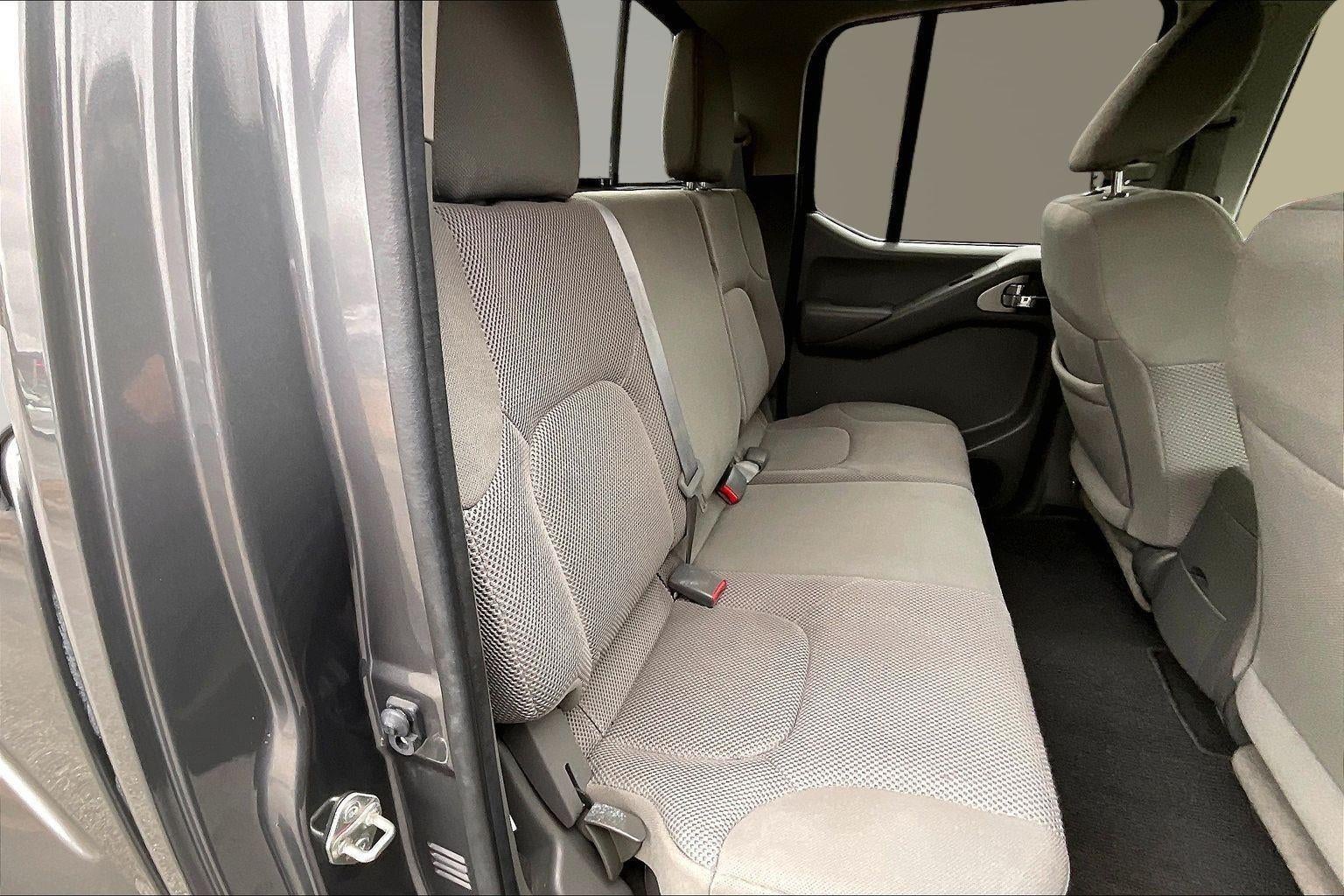 2020 Nissan Frontier SV