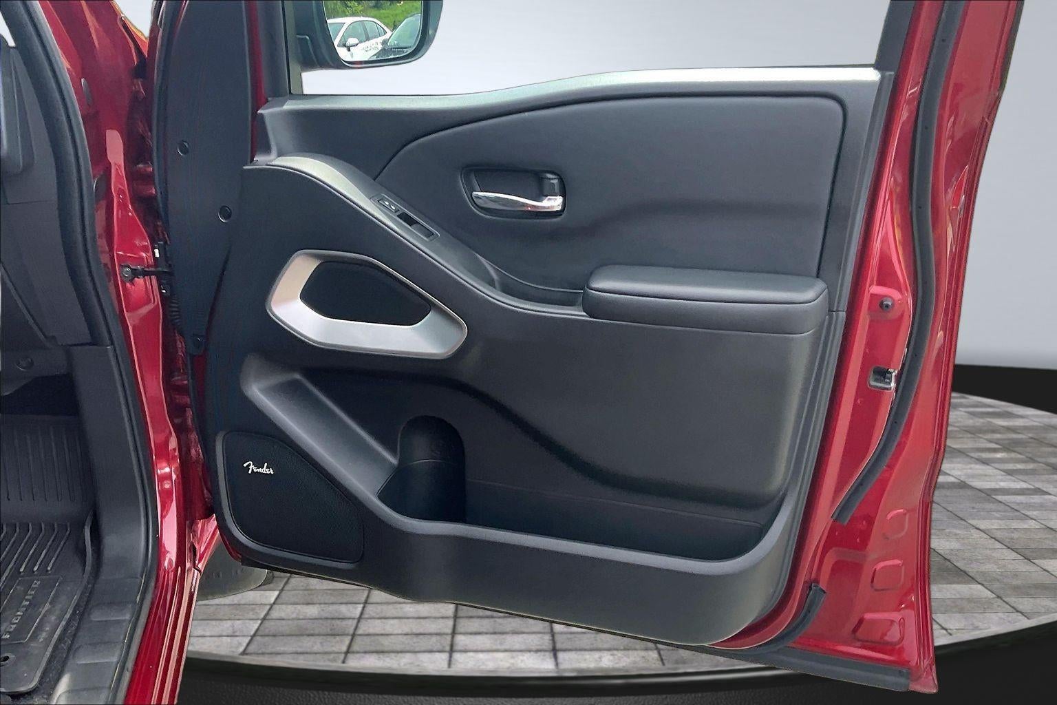2025 Nissan Frontier SL