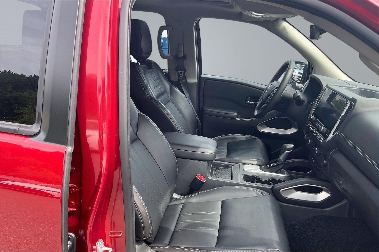 2025 Nissan Frontier SL