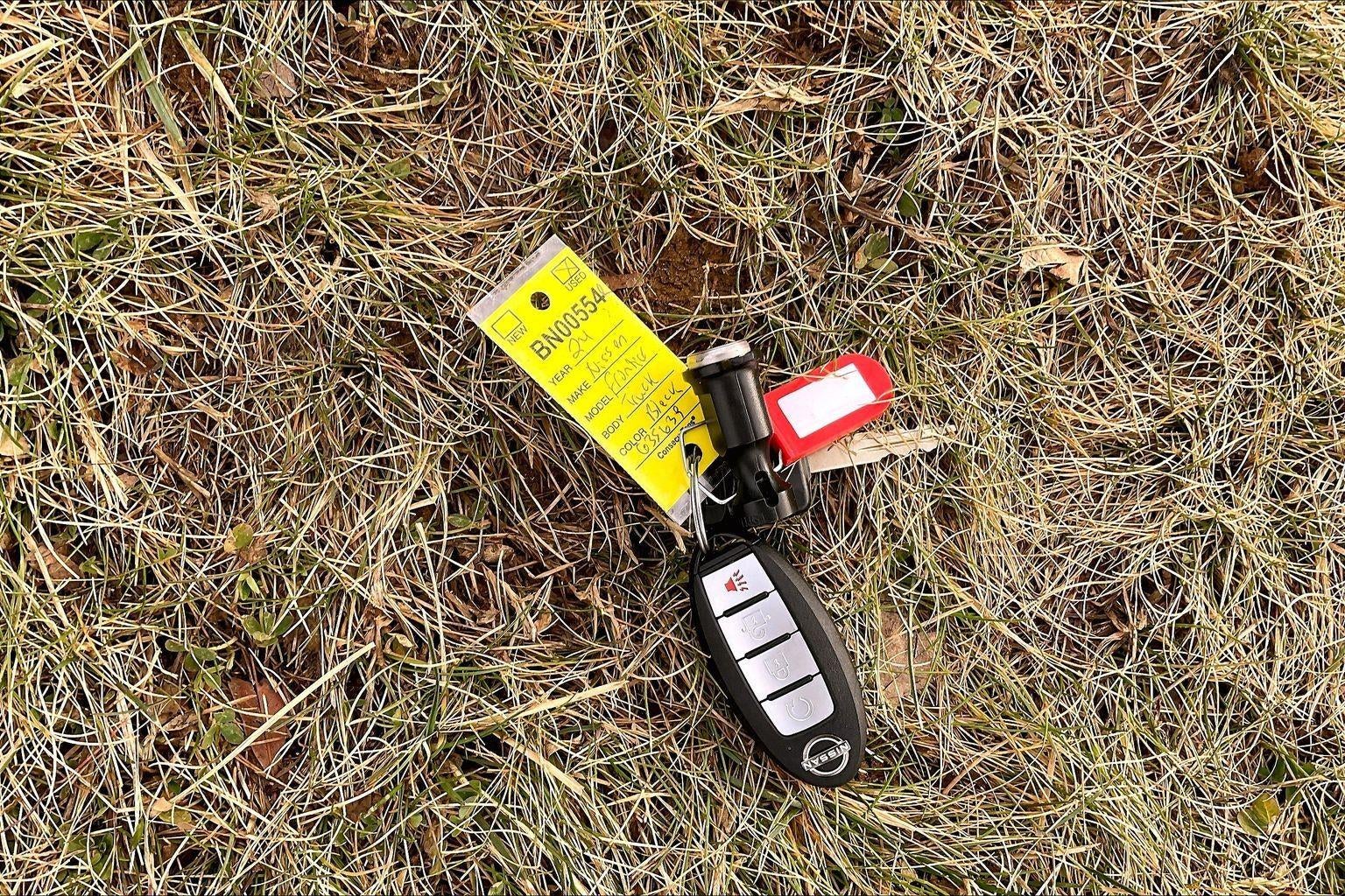 2024 Nissan Frontier SV