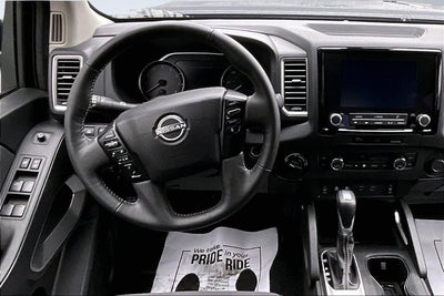 2024 Nissan Frontier SV