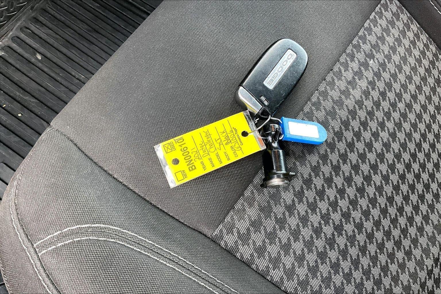 2021 Dodge Challenger SXT