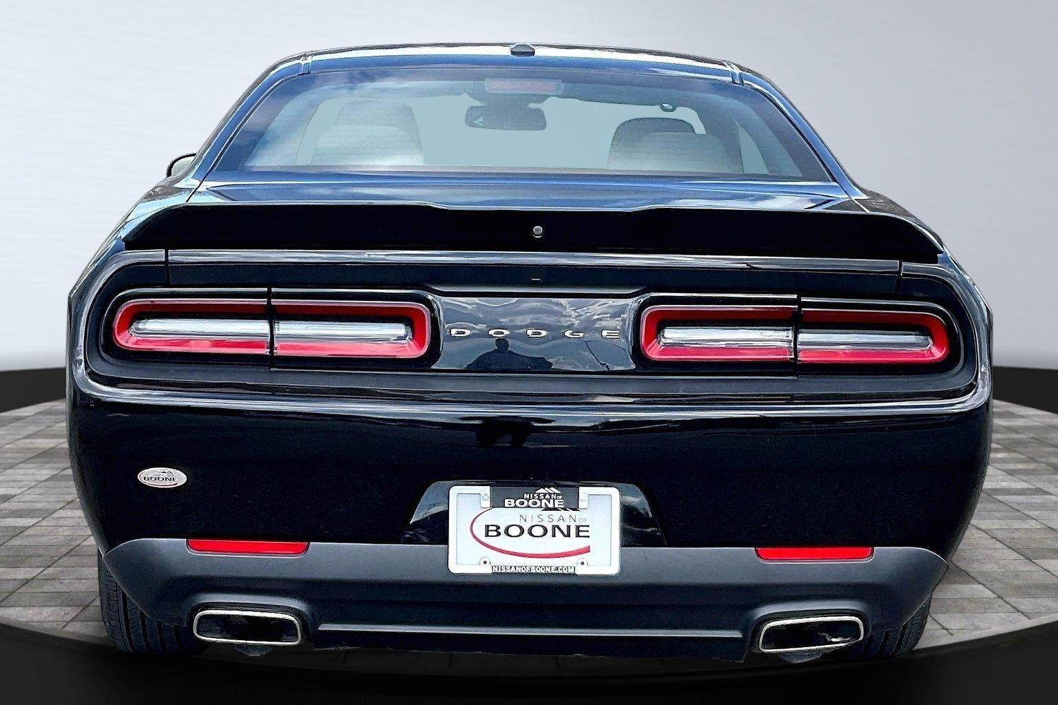 2021 Dodge Challenger SXT