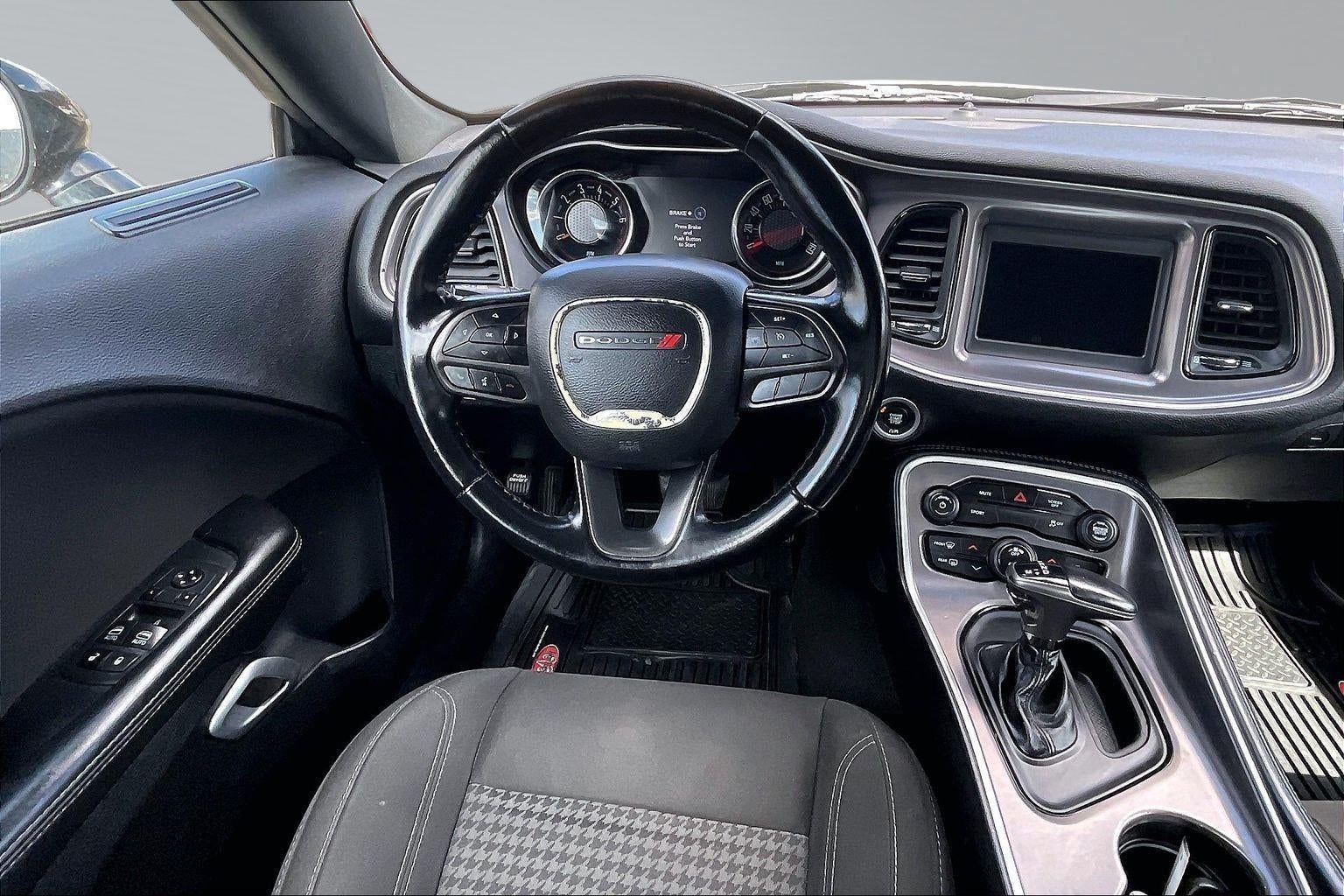 2021 Dodge Challenger SXT