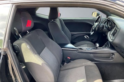 2021 Dodge Challenger SXT