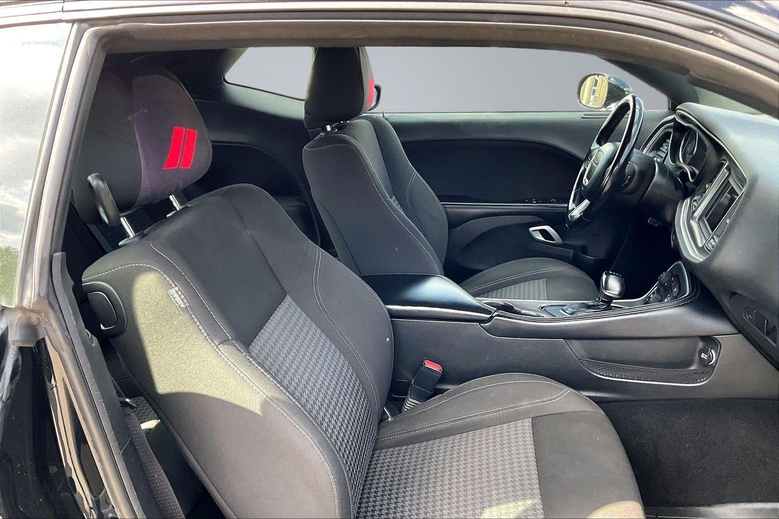 2021 Dodge Challenger SXT