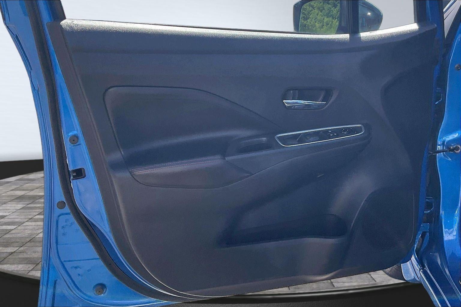 2024 Nissan Versa SR