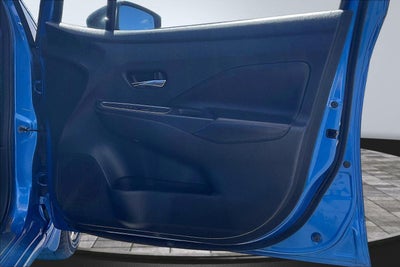 2024 Nissan Versa SR