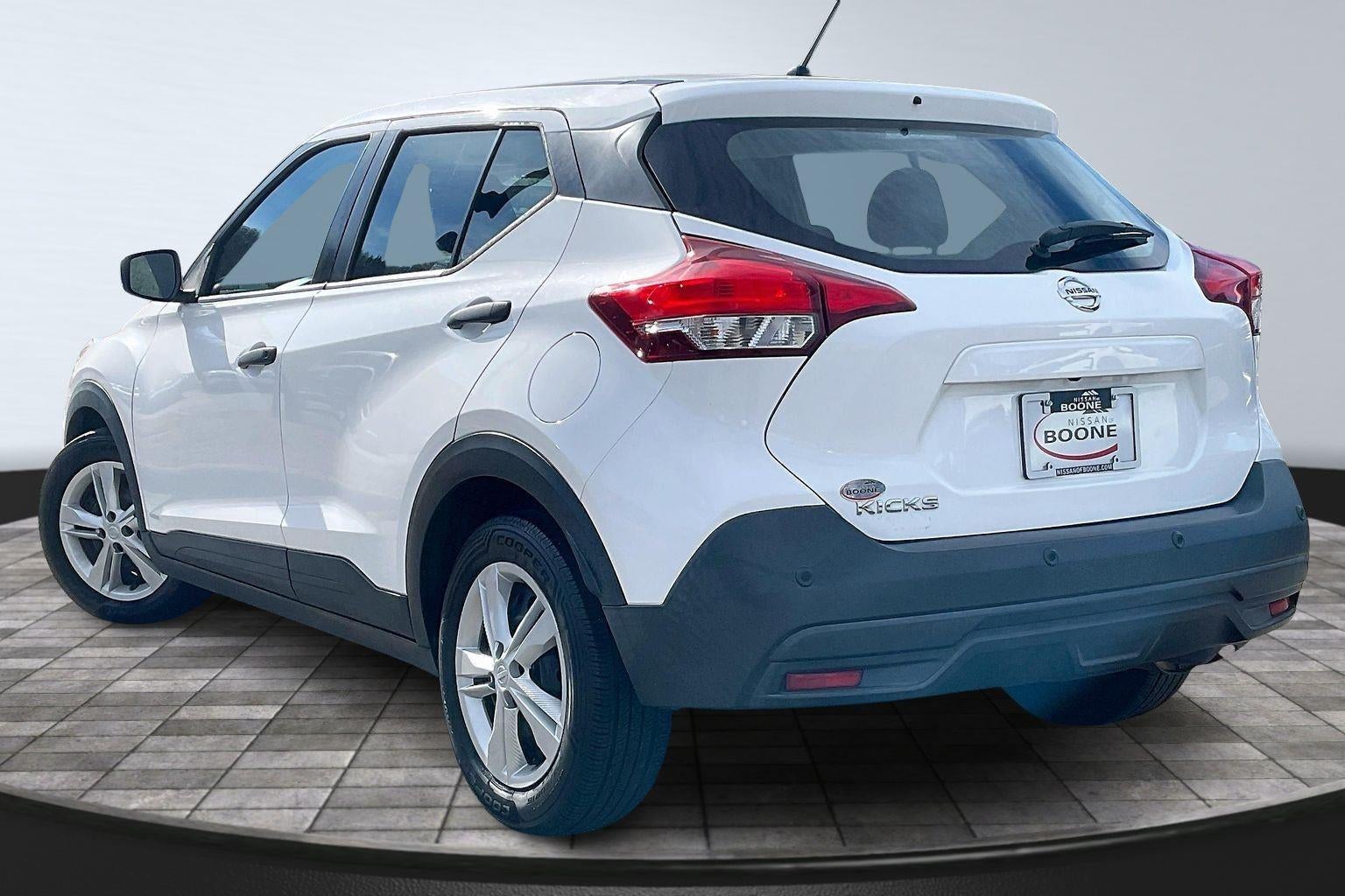 2020 Nissan Kicks S