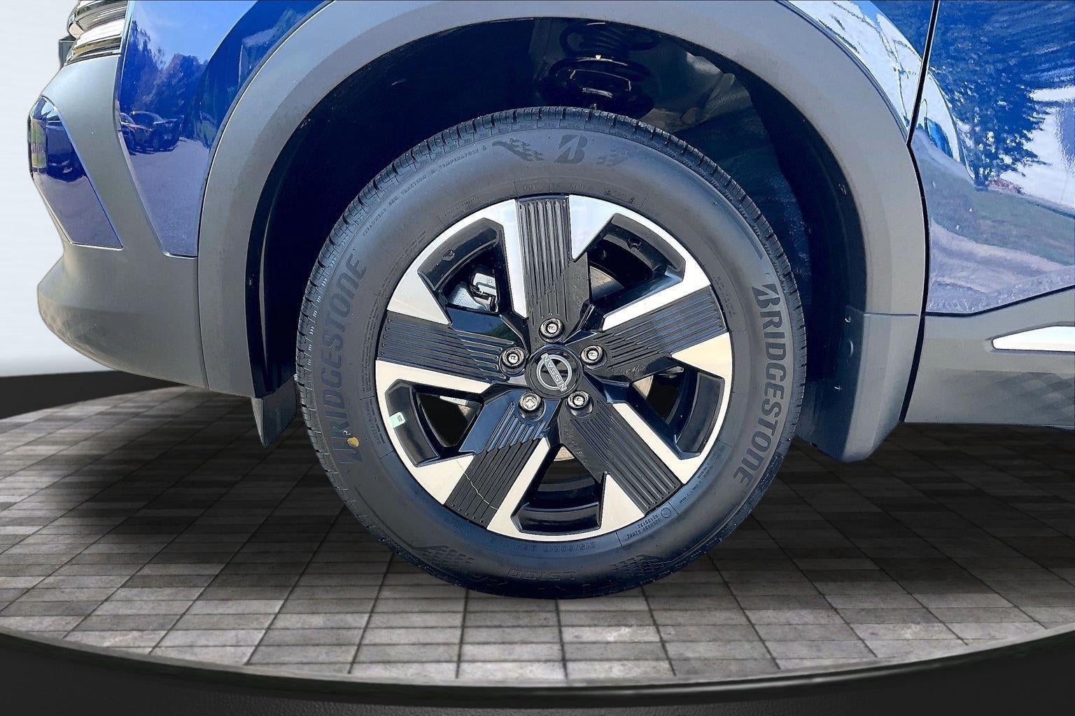 2027 Nissan Kicks SV