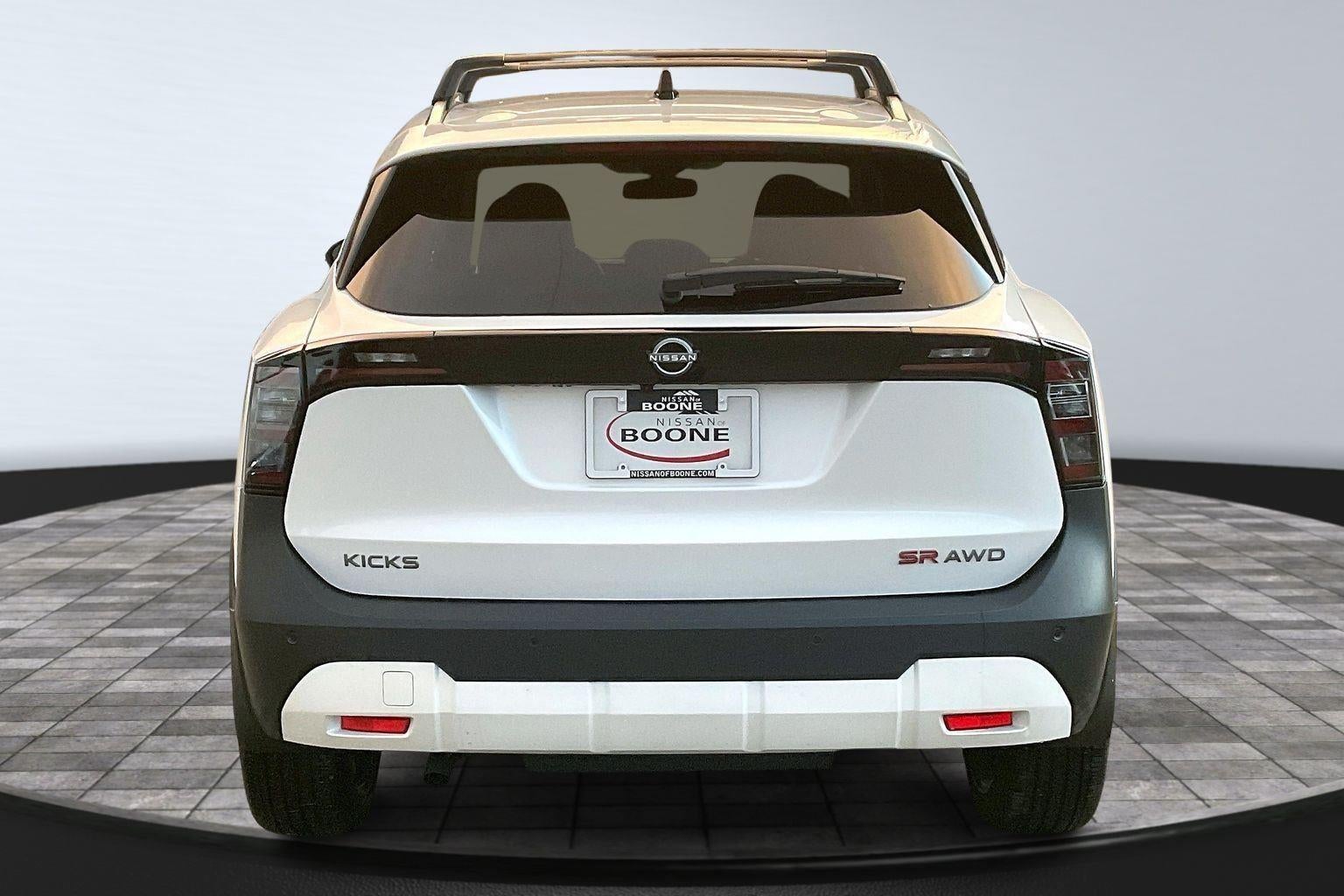 2026 Nissan Kicks SR