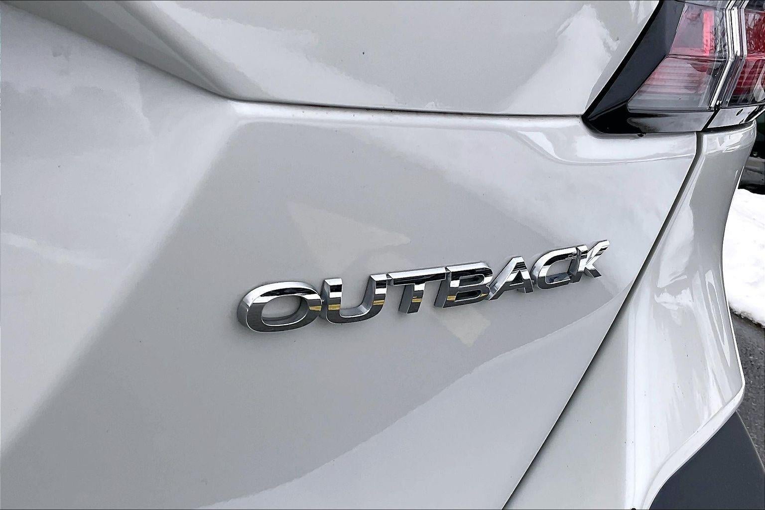 2024 Subaru OUTBACK PREMIUM