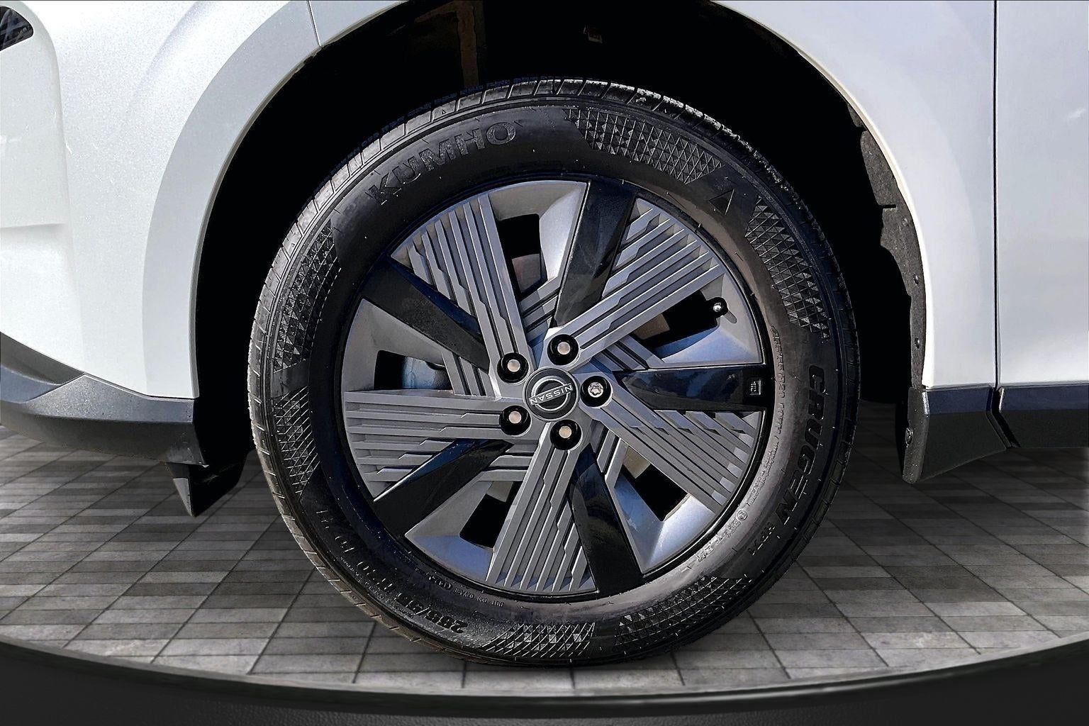 2025 Nissan Murano SL