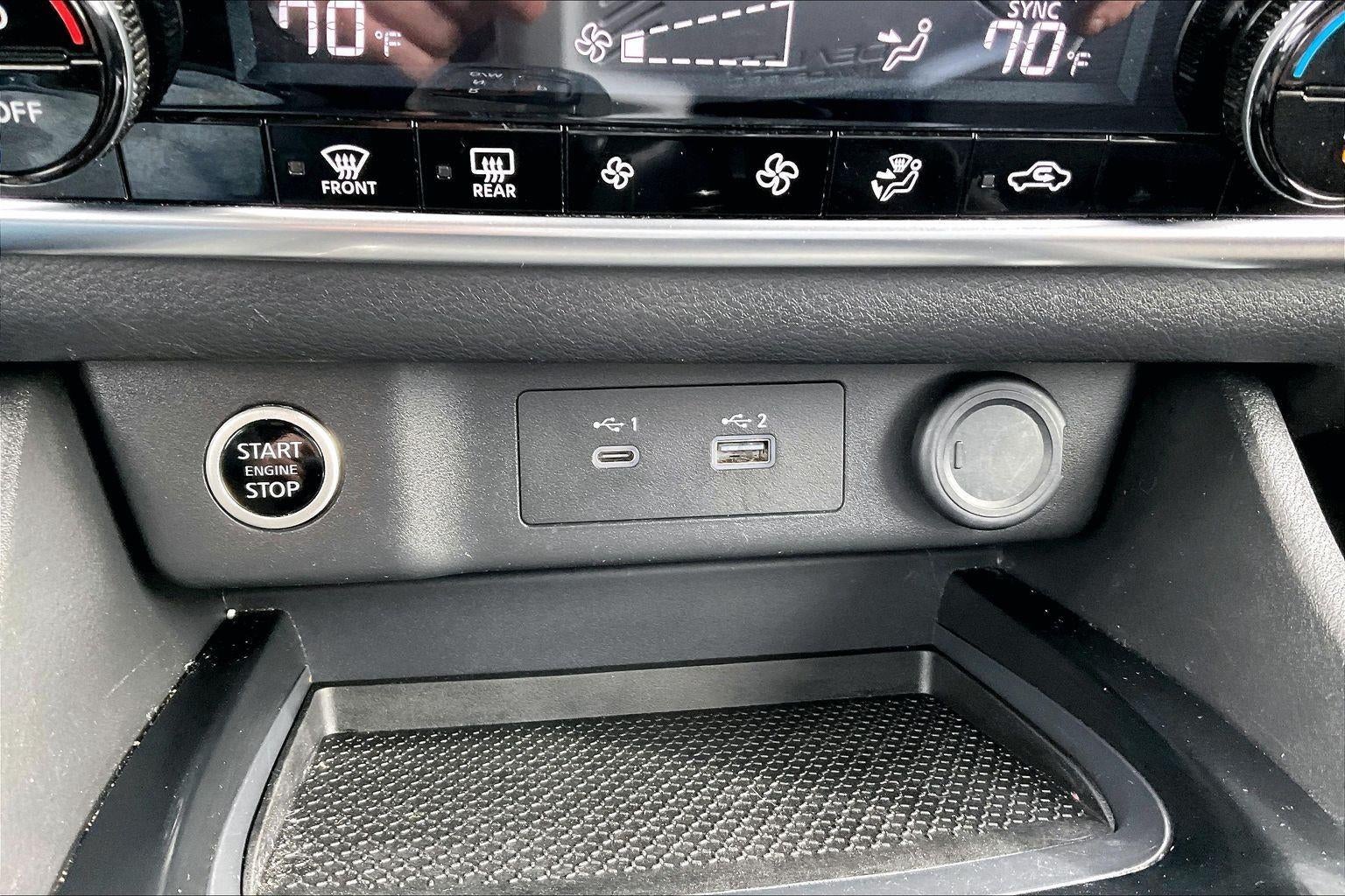 2022 Nissan Rogue SV