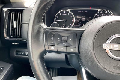 2024 Nissan Pathfinder SV