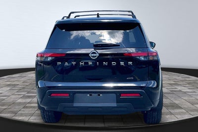 2026 Nissan Pathfinder SV